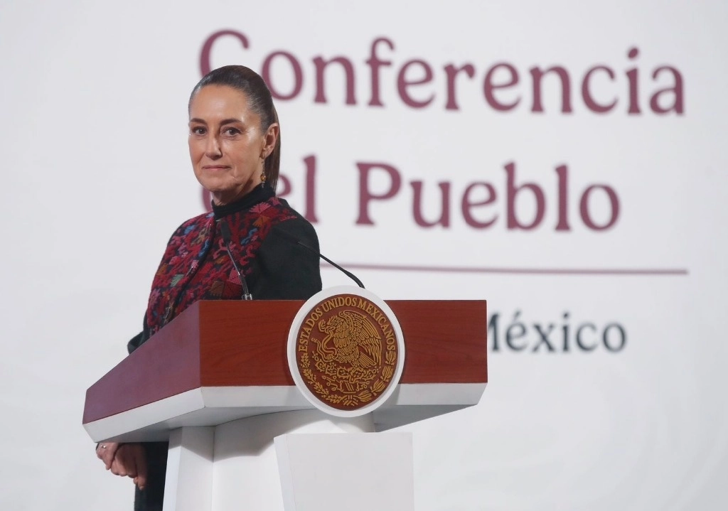 La Presidenta de México, Claudia Sheinbaum, durante su conferencia matutina en el Salón Tesorería del Palacio Nacional, en la Ciudad de México, el 8 de enero de 2025. Foto Cristina Rodríguez
