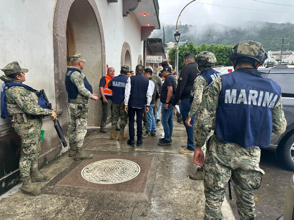 Un grupo de 65 elementos de la Semar arribó a SLP para apoyar las tareas de emergencia causadas por las lluvias. Foto 