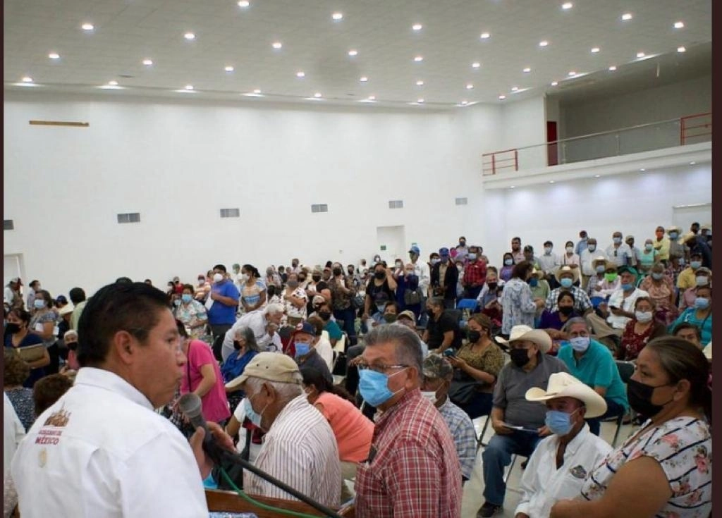 Así fue el evento de entrega de pensiones.