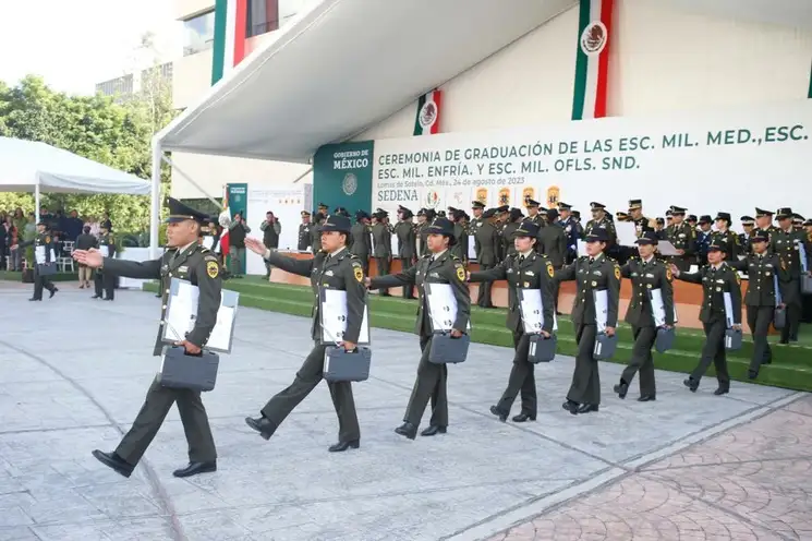 Ceremonia de graduación de las Escuelas Militares de Medicina, Odontología, Enfermería y Oficiales de Sanidad, realizada en el Campo Militar en Lomas de Sotelo, en la Ciudad de México, el 24 de agosto de 2023. Foto José Antonio López