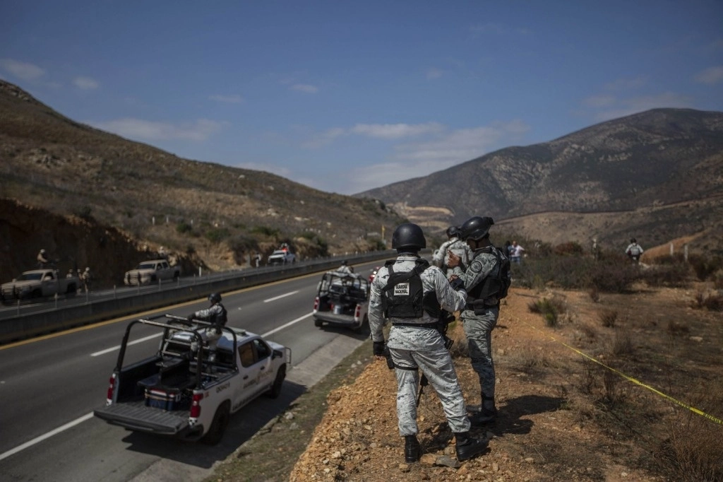 Presencia de elementos de la Guardia Nacional en la carretera de cuota Tijuana-Tecate. Foto Cuartoscuro / Archivo 