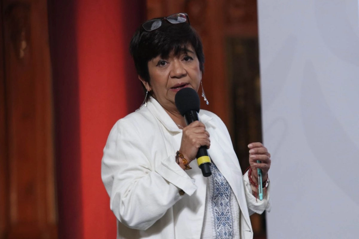 Edna Elena Vega Rangel, secretaria de Desarrollo Agrario, Territorial y Urbano, durante su participación en la conferencia presidencial realizada en Palacio Nacional.