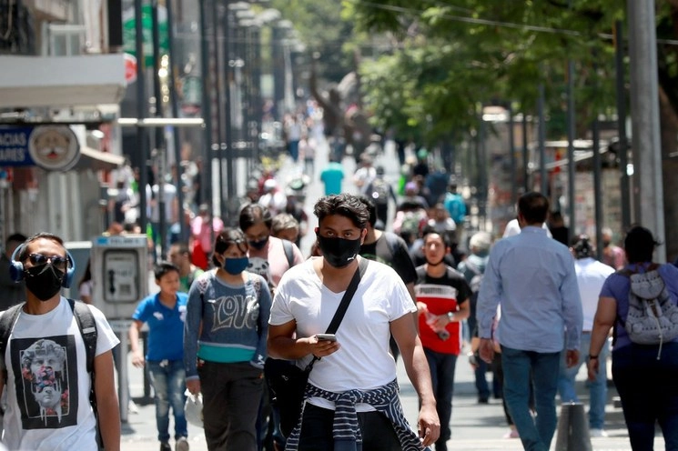 Las personas elegibles para donar plasma son aquellas que se han curado del virus y se debe cumplir la Norma Oficial Mexicana NOM 253. Foto María Luisa Severiano