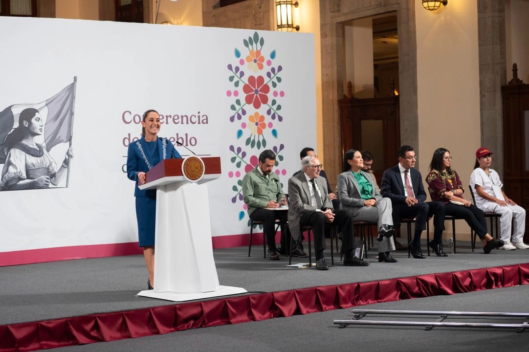 La presidenta de México, Claudia Sheinbaum, durante su conferencia matutina en Palacio Nacional en la Ciudad de México, el 12 de junio de 2025. 