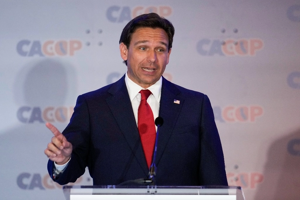 Ron DeSantis, gobernador de Florid y aspirante a la candidatura presidencial republicana. Foto Ap