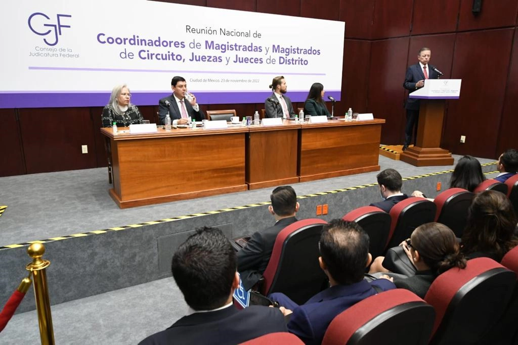 El ministro Arturo Zaldívar encabezó la Reunión Nacional de Coordinadores de Magistradas y Magistrados de Circuito, Juezas y Jueces de Distrito. Imagen tomada de https://twitter.com/CJF_Mx