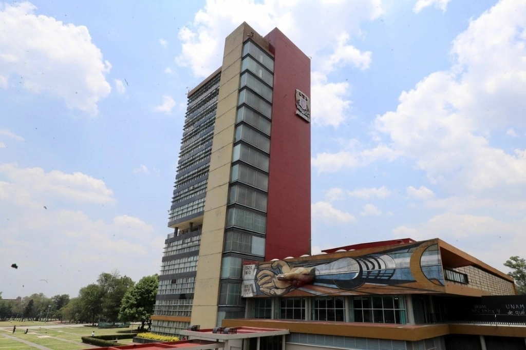 Torre de Rectoría de la UNAM en imagen de archivo. Foto Cristina Rodríguez