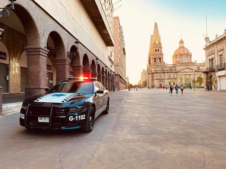 Policías de Guadalajara se manifestaron este viernes para exigir mejoras laborales. Foto tomada de facebook.com/PoliciaGdl