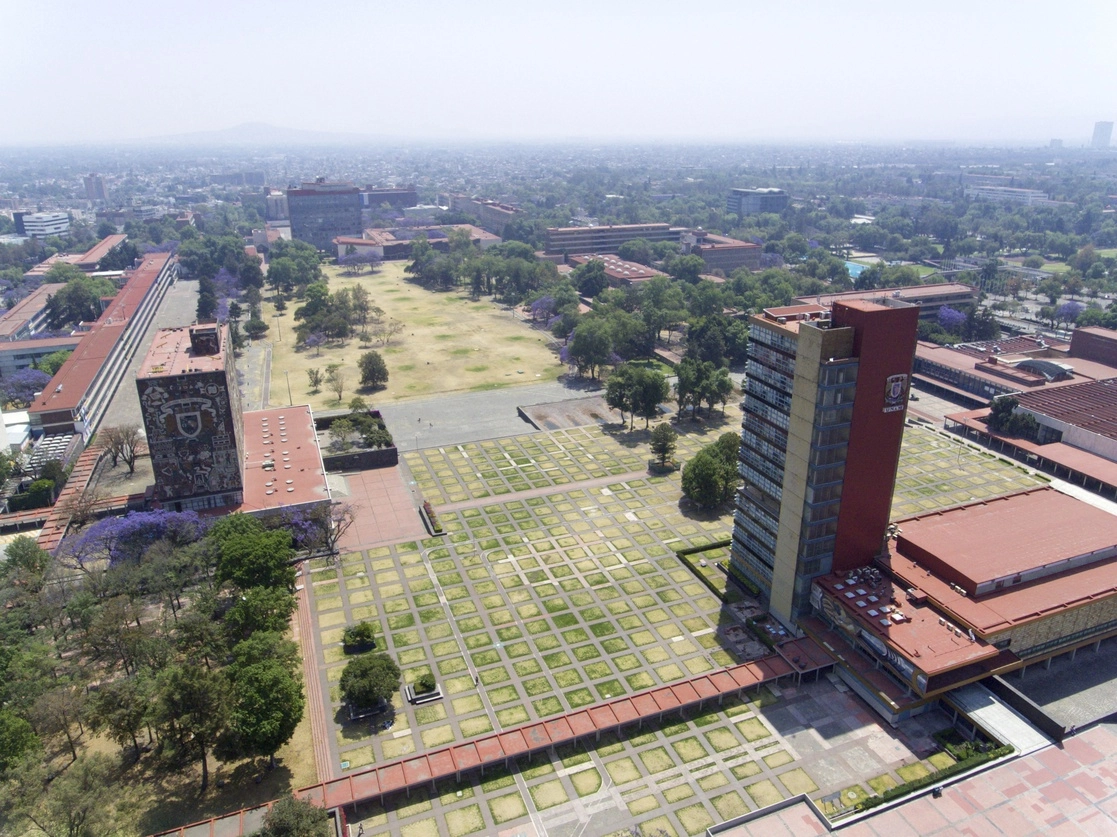 La máxima casa de estudios se ubicó en el sitio 24 del mundo, en el rubro de Artes y Humanidades. Además, en las áreas de Ingeniería y Tecnología, así como en Ciencias Naturales, logró la posición 92. Foto La Jornada / Archivo