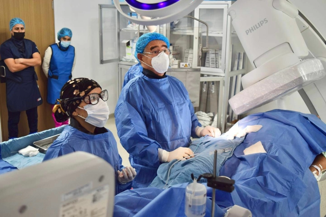 En la clínica 1 del IMSS en Tepic se uso en marcha la primera sala de hemodinamia a nivel nacional en atención de segundo nivel. Foto Cortesía del IMSS Nayarit 