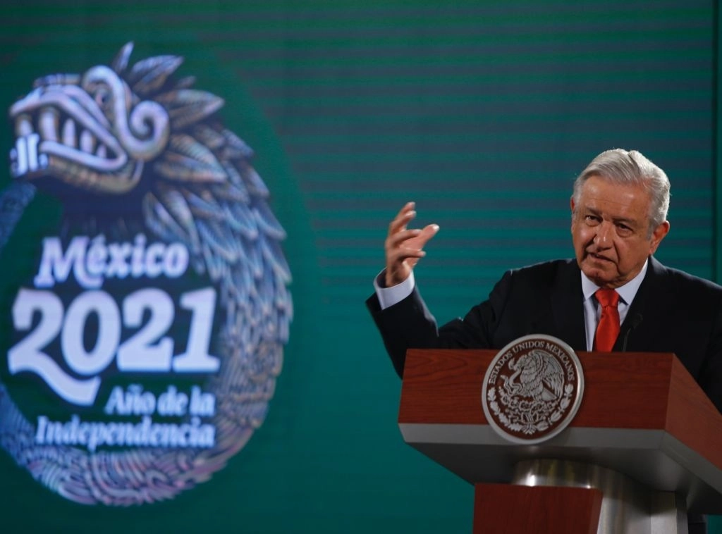El presidente Andrés Manuel López Obrador durante la conferencia de prensa matutina en Palacio Nacional, el 25 de junio de 2021. Foto Guillermo Sologuren