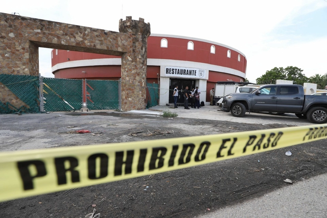A la empleada del motel Nueva Castilla (en la imagen), donde fue encontrado el cuerpo de Debanhi Escobar, se le imputarán los delitos de falsedad de declaraciones y encubrimiento”. Foto Cuartoscuro / Archivo
