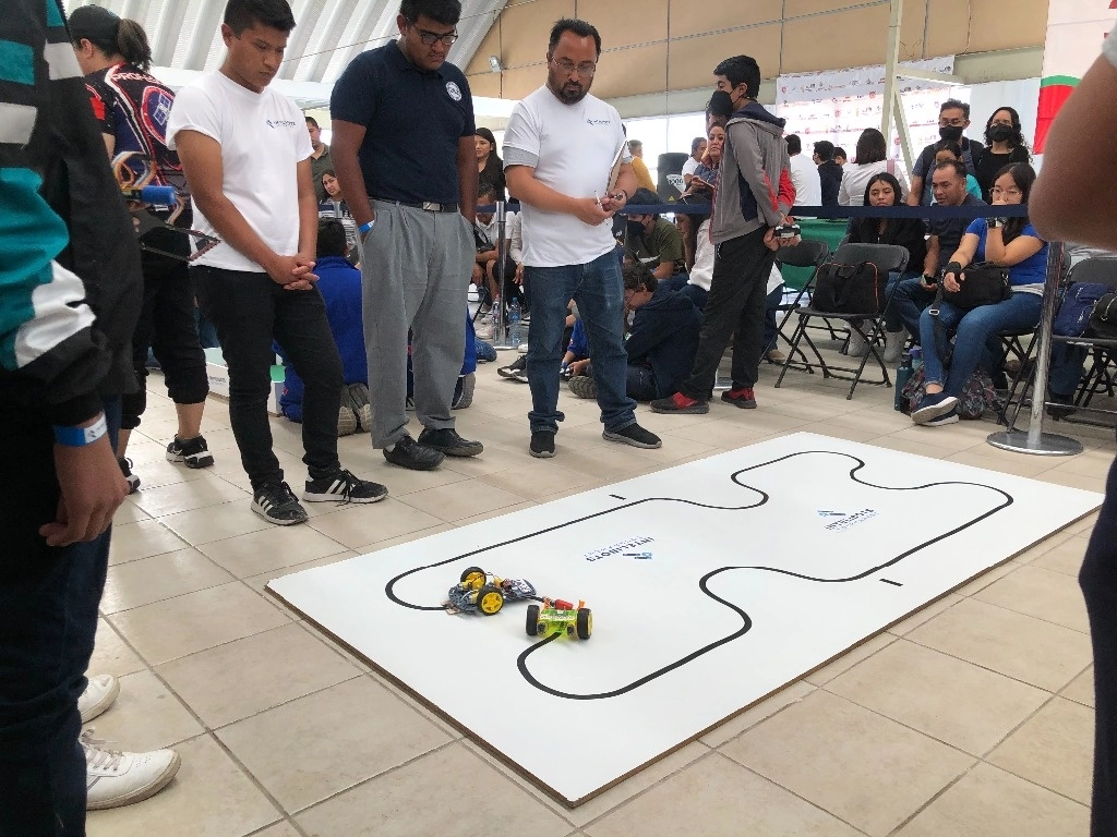 Tercer torneo de robótica nacional Intelibots Creations 2023, realizado en San Martín de las Pirámides, Edomex. Foto Javier Salinas 