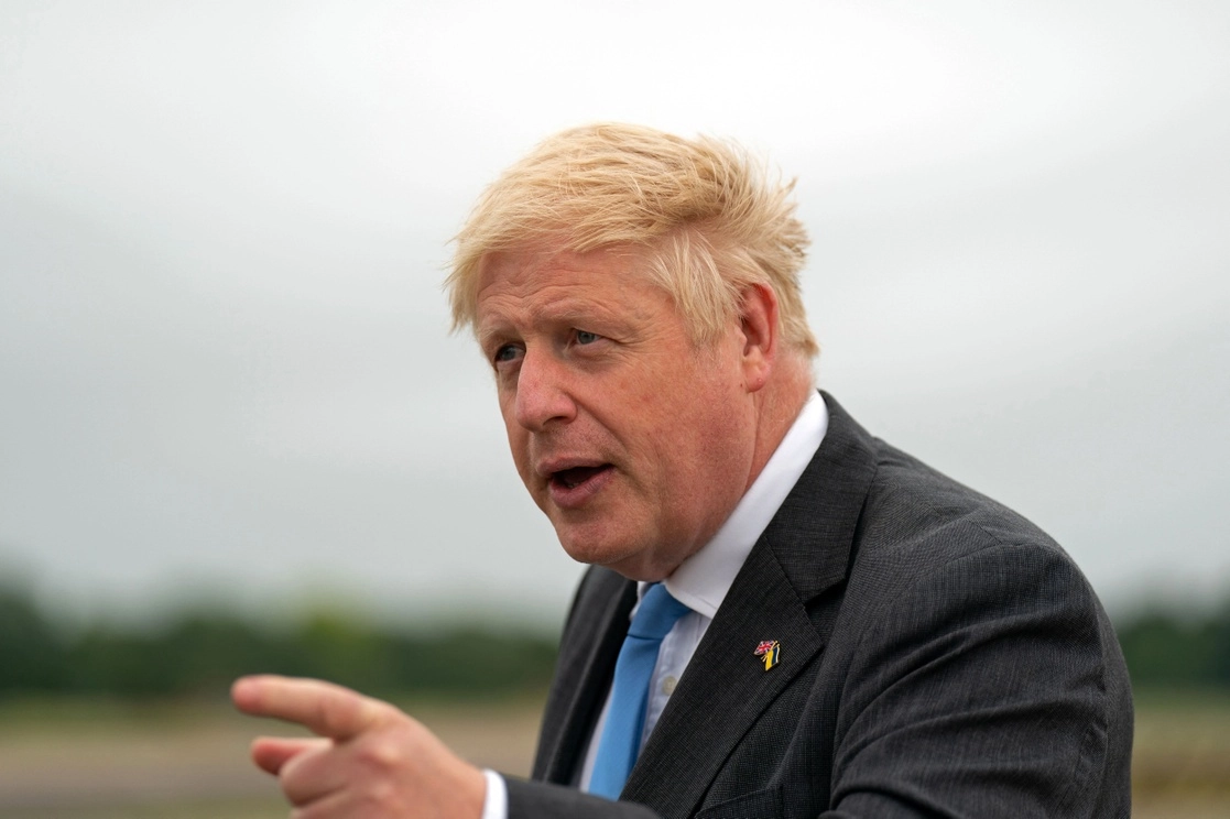 El primer ministro británico, Boris Johnson, fue sometido a una "operación rutinaria muy leve relacionada con sus senos paranasales". Foto Afp / Archivo