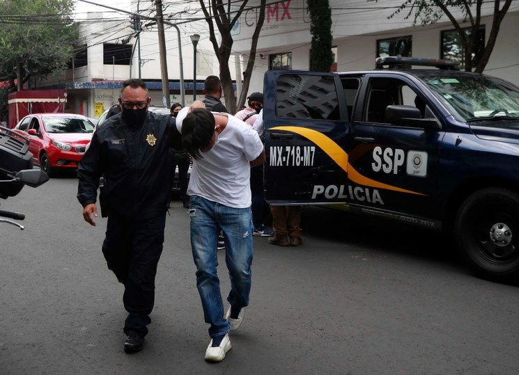 De acuerdo a la mandataria capitalina, se han contenido los delitos de alto impacto durante la fase de desconfinamiento. Foto Alfredo Domínguez/Archivo