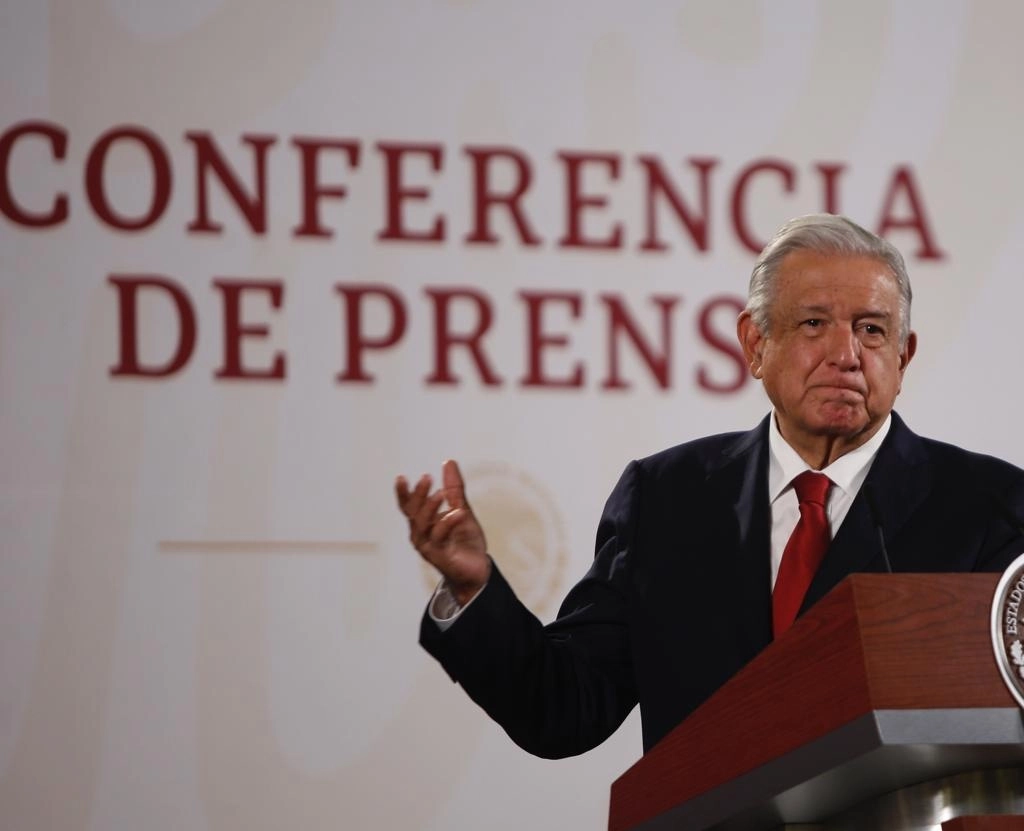 El presidente Andrés Manuel López Obrador durante la conferencia de prensa en Palacio Nacional, el 19 de abril de 2022. Foto Guillermo Sologuren