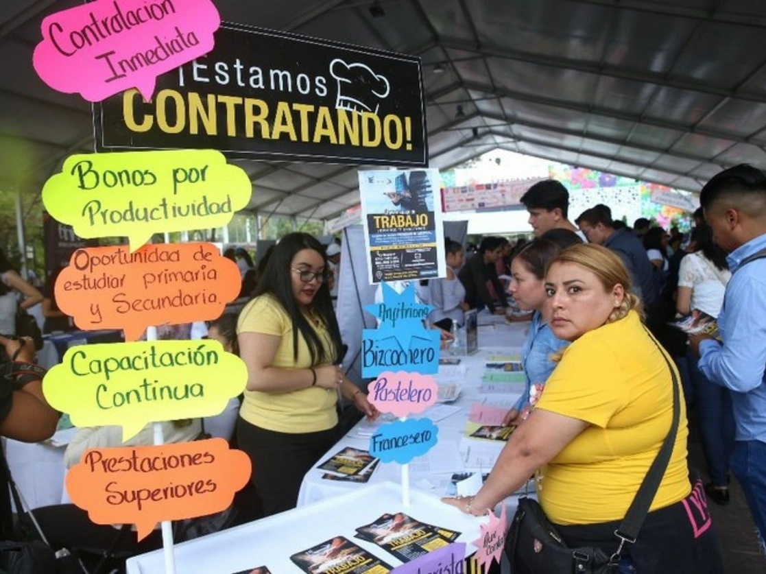 Las relaciones entre empresas "outsourceras" y las que las contratan, se contempla la fuerza de trabajo como un elemento mercantil, por lo que se requiere generar proceso de “desmercantilización.” Foto Jesús Villaseca / Archivo 
