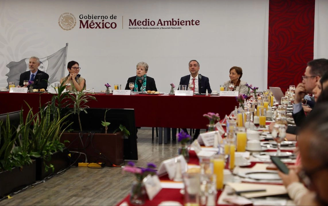 La funcionaria aseguró que dentro de estos trabajos es necesario crear como base un plan de reforestación liderado por las comunidades locales. Foto 