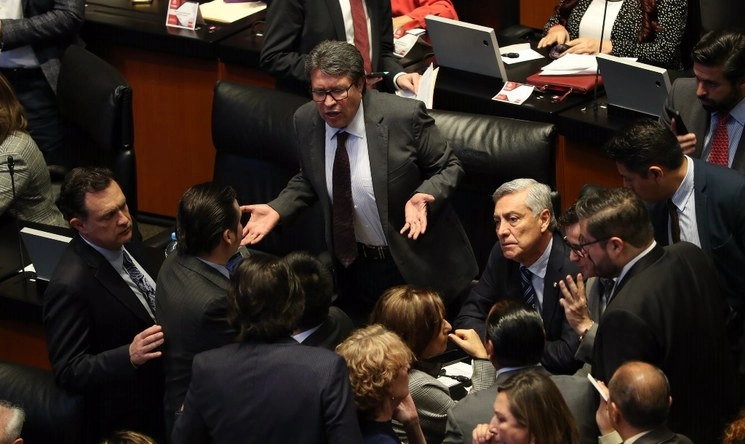 El senador Ricardo Monreal durante la sesión en el Senado del pasado 3 de marzo. Foto María Luisa Severiano 