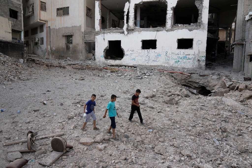 Edificio dañado tras una operación militar israelí en la ciudad cisjordana de Jenín, el 6 de septiembre de 2024. Foto Ap