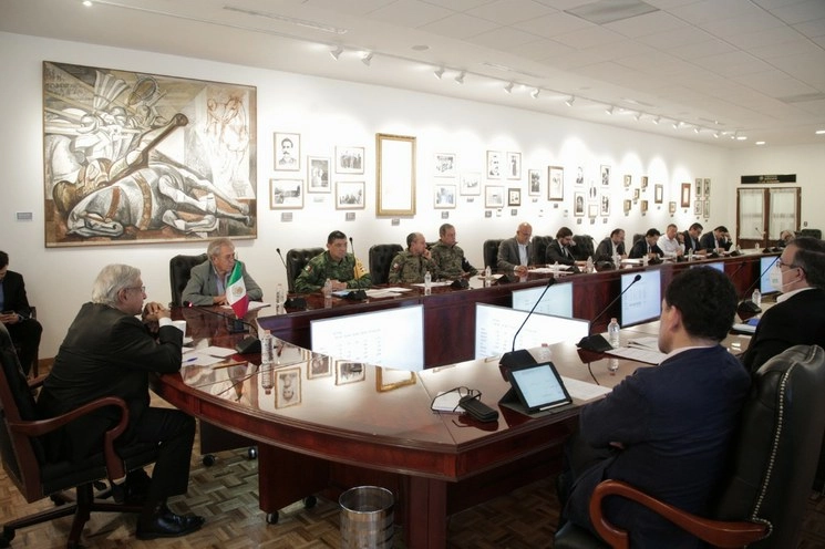 El presidente Andrés Manuel López Obrador durante el encuentro con integrantes del gabinete. Foto tomada de la cuenta de Twitter @lopezobrador_
