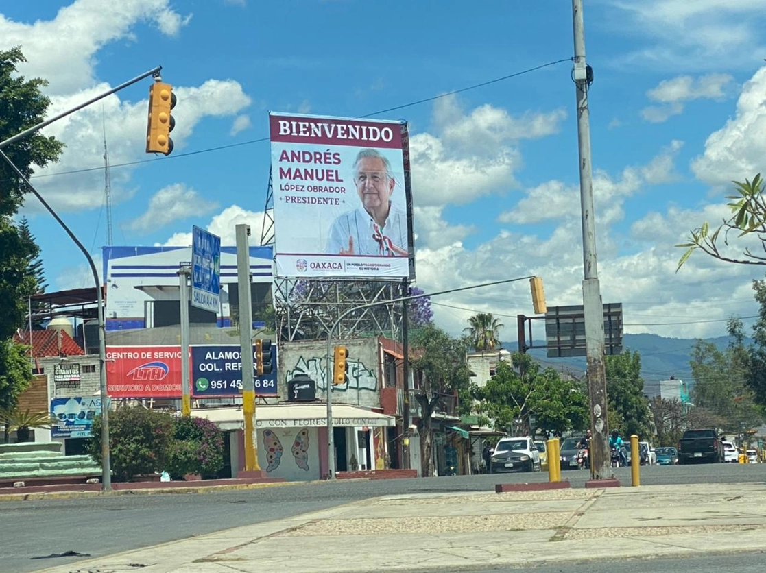 En el Centro Cultural y de Convenciones de Oaxaca, el presidente Andrés Manuel López Obrador encabeza un encuentro con servidores de la nación. Foto Emir Olivares Alonso