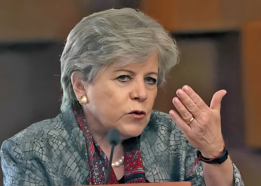 La titular de la Secretaría de Relaciones Exteriores (SRE), Alicia Bárcena Ibarra, estuvo en el Consulado General de México en Houston. Foto Yazmín Ortega Cortés / Archivo