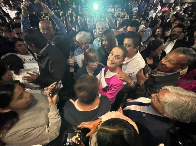 Claudia Sheinbaum durante el acto realizado en Villa Olímpica, donde se reunió con académicos de educación media y superior, el 22 de agosto de 2023. Foto Luis Castillo
