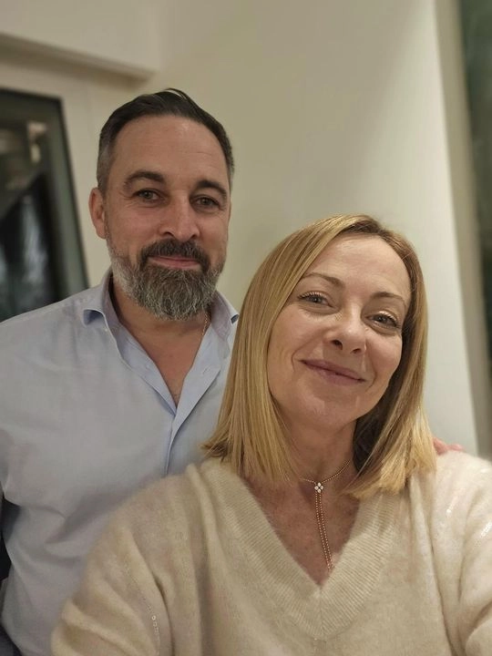 Santiago Abascal y Giorgia Meloni en Roma, el 12 de abril de 2025. 
