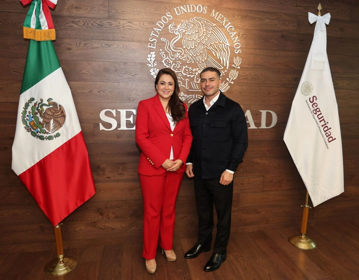 La gobernadora de Aguascalientes, Tere Jiménez y el titular de la SSPC, Omar García Harfuch. Foto