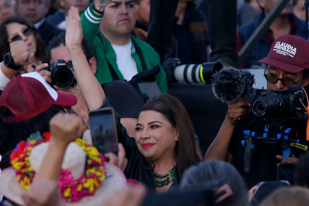 La precandidata de la coalición Juntos Hacemos Historia informó que a mediados de la próxima semana retomará sus actividades. Foto María Luisa Severiano.