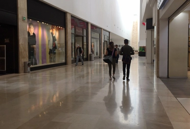 Sears se sumó al cierre junto con Liverpool, Suburbia y El Palacio de Hierro. Foto Cristina Rodríguez