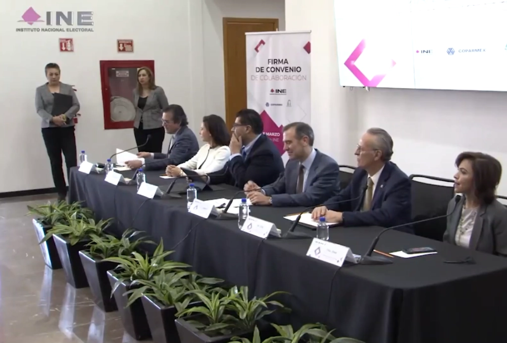 Autoridades del INE, Coparmex y TEPJF durante la firma del convenio. Imagen tomada del video publicado en redes sociales del INE