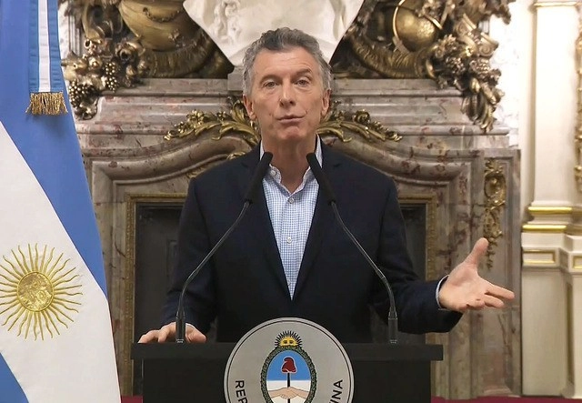 El ex presidente de Argentina, Mauricio Macri durante un mensaje televisivo emitido en mayo de 2018. Foto Afp