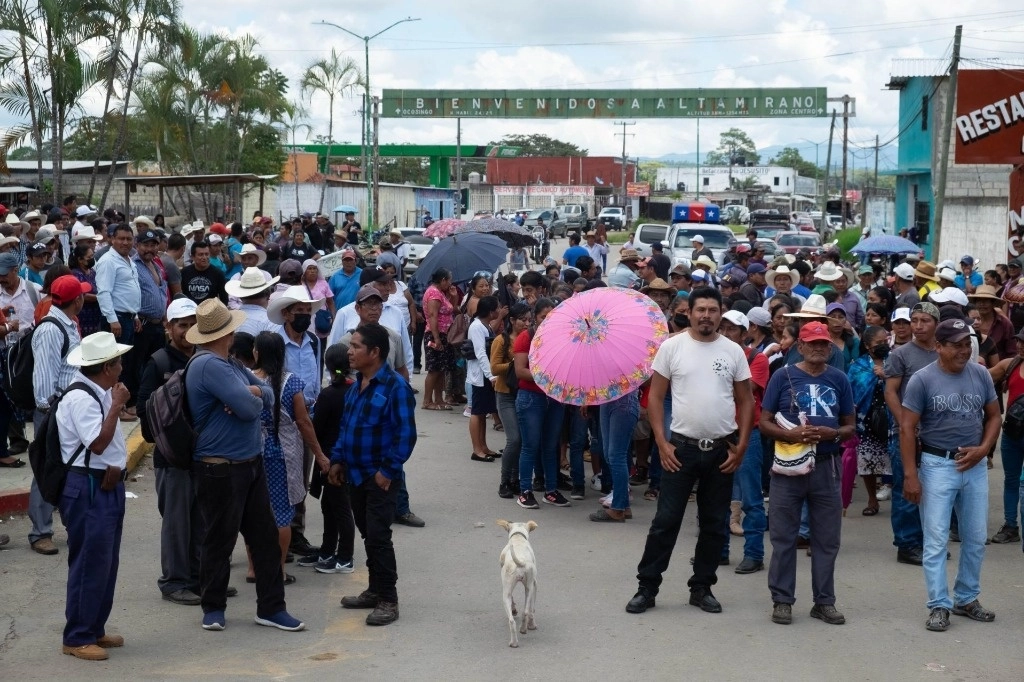 Manifestación de comuneros en Altamirano, Chiapas, el 1 de octubre de 2023. Foto Cuartoscuro