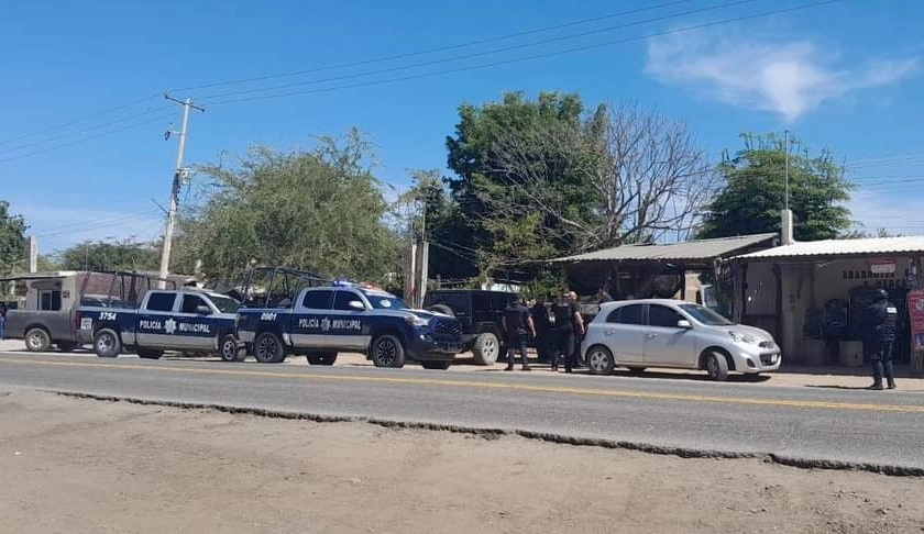Fuentes federales informaron que después del reporte del secuestro masivo, la Sedena envió, en apoyo a Sinaloa, mil 200 militares, además de 300 integrantes de la Fuerza de Tarea Regional, y que la Guardia Nacional trasladó a 500 elementos. Foto Debate Sinaloa
