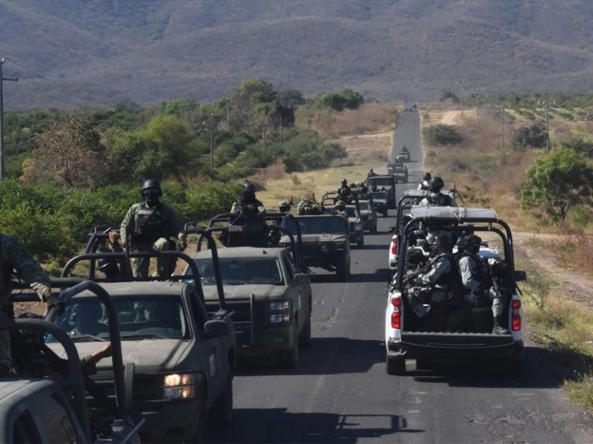 La Secretaría de la Defensa Nacional envió 400 elementos a Michoacán para reforzar la seguridad en municipios como Zitácuaro, Zamora, Jacona y Morelia. Foto cortesía Sedena / Archivo