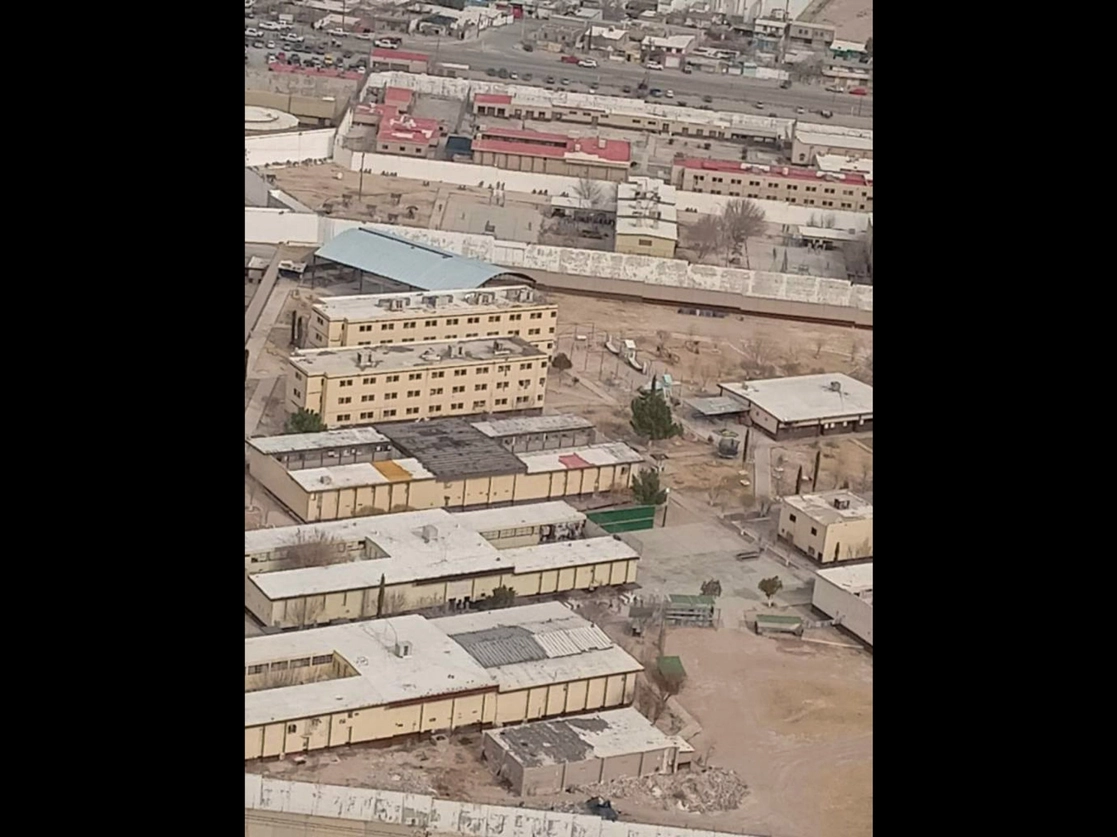 Vista aérea del Cereso de Chihuahua, donde el 1 de enero pasado ocurrió un motín, con un saldo de 14 muertos y 30 reos de alta peligrosidad fugados. Foto Cuartoscuro / Archivo 