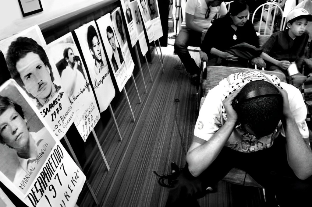 Se estima que el número de desaparecidos durante la época de la llamada "guerra sucia" es de alrededor de 850, entre los años 60 y 90 del siglo pasado. Foto Francisco Olvera / Archivo