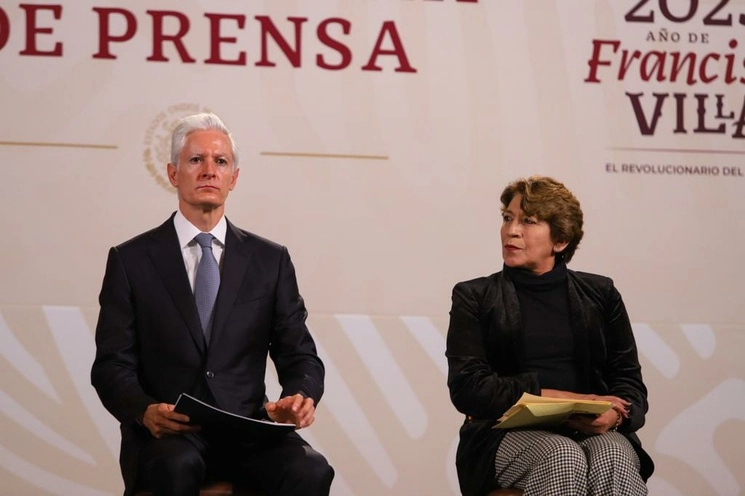 Alfredo del Mazo, gobernador del estado de México y Delfina Gómez, gobernadora electa de la entidad. Foto Pablo Ramos