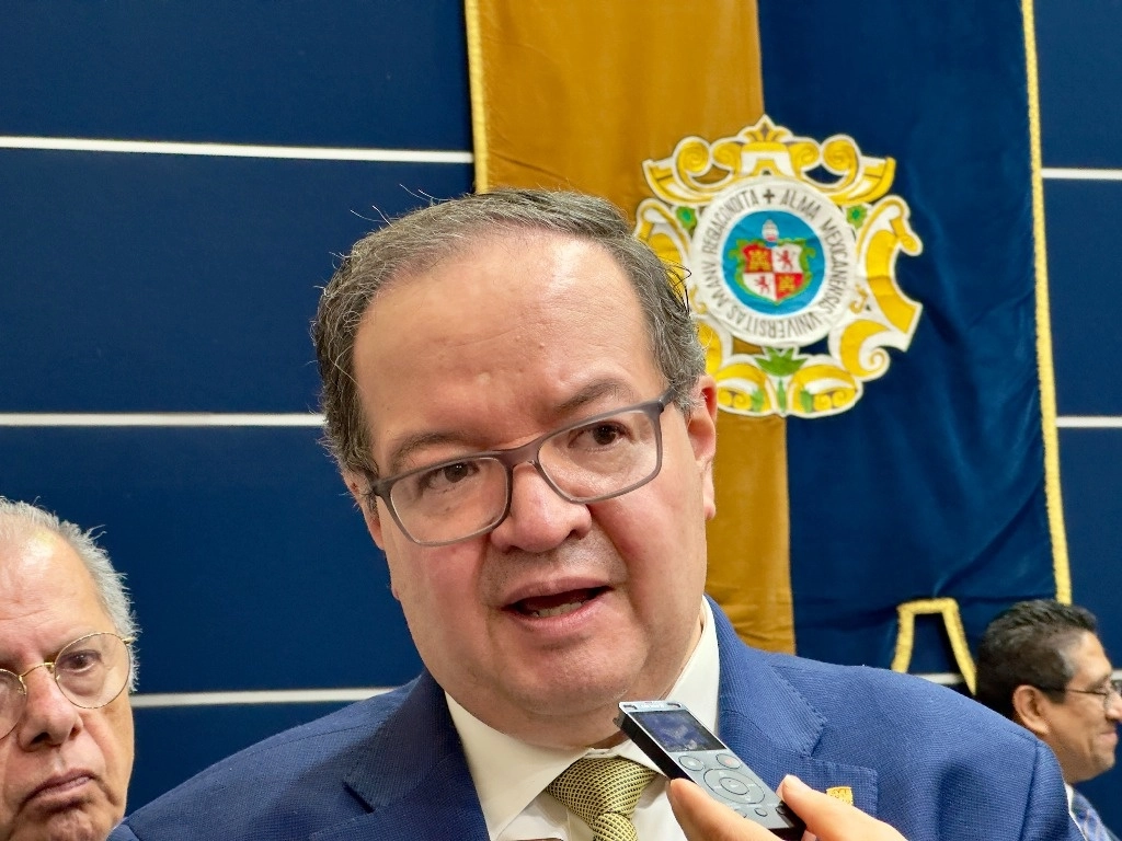 Leonardo Lomelí, rector de la UNAM, destacó en una conferencia magistral que América del Norte es un mercado  de gran importancia a nivel global. Foto Roberto García Ortiz / Archivo