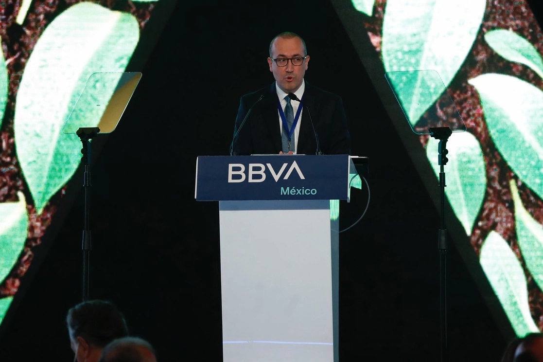 El grupo financiero BBVA seguirá con sus inversiones en México con el objetivo de que el país alcance “su gran potencial”, aseguró el consejero delegado del grupo, Onur Genç, el 7 de junio de 2022. Foto Cristina Rodríguez