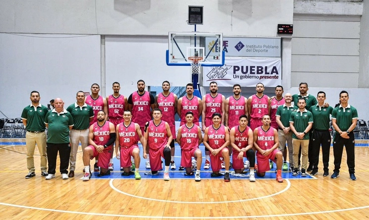 Integrantes de la Selección Mexicana de Basquetbol. Foto tomada de la página de Facebook México Básquetbol