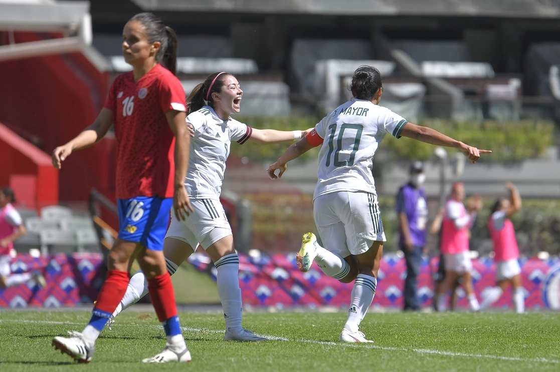 Festejo del tercer gol de la Selección Mexicana de futbol femenil. Foto Twitter @miseleccionmx