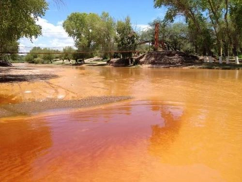 Pozos de agua de la cuenca del río Sonora (en imagen) también resultaron afectados debido al derrame de ácido sulfúrico. Foto de archivo tomada de la cuenta de Twitter @loudder 