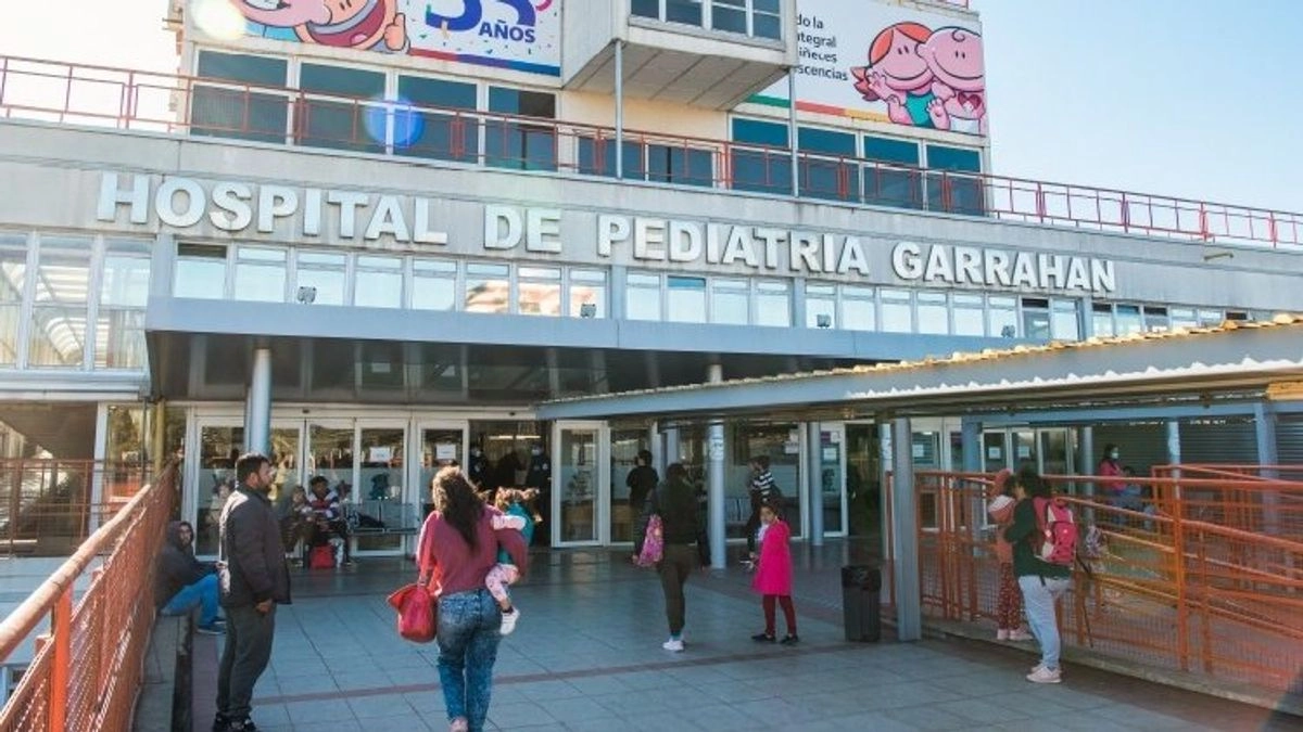 La Ley que declara la emergencia pediátrica fue sostenida con 59 votos a favor, siete negativos y tres abstenciones, mientras que la Ley de Financiamiento Universitario reunió 58 votos a favor frente a siete en contra y cuatro abstenciones. Foto 