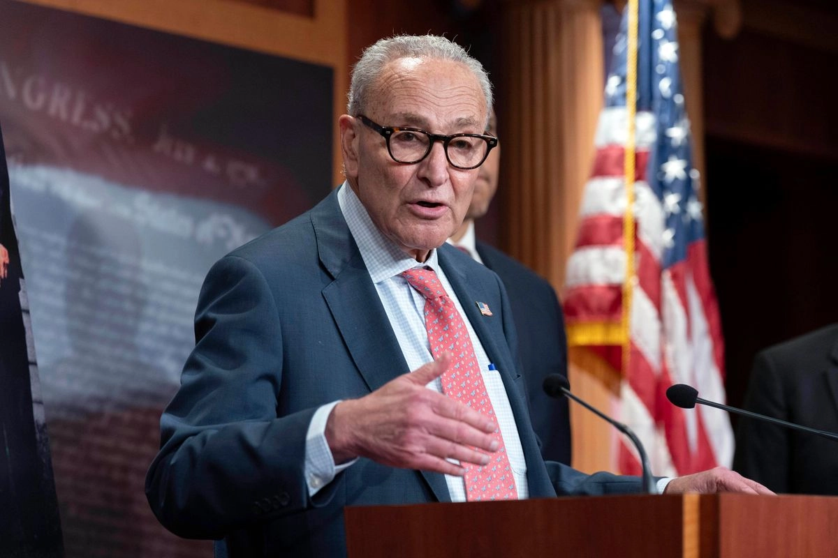 El líder de la minoría del Senado, Chuck Schumer, demócrata por Nueva York, habla durante una conferencia de prensa en el Capitolio en Washington, el viernes 19 de septiembre de 2025. Foto