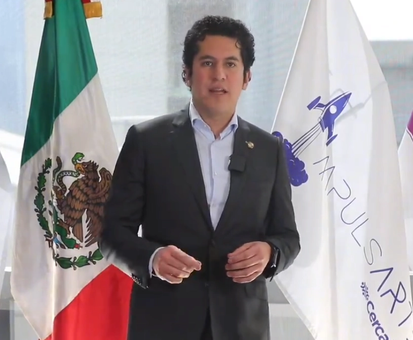 El senador Israel Zamora Guzmán durante tras renunciar al PVEM. Imagen tomada del video compartido en sus redes sociales