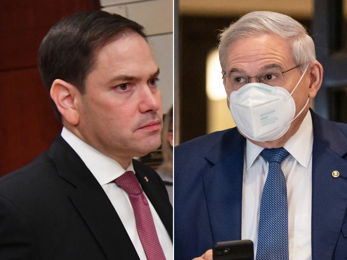 Los senadores Marco Rubio, republicano (a la izquierda), y Bob Menendez, demócrata, presentaron un proyecto de ley que promueve los intereses de Estados Unidos en países de América Latina y el Caribe. Foto Afp y Ap / Archivo