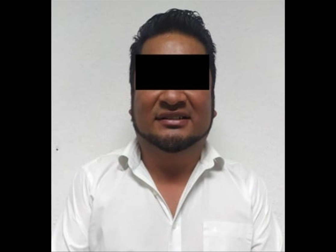 El ex alcalde perredista de Pueblo Nuevo Solistahuacán, Enoc Díaz Pérez, fue sentenciado a 110 años de prisión por el delito de homicidio calificado de cinco tsotsiles, cometido en junio de 2021. Foto ‘La Jornada’